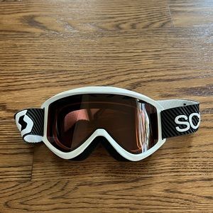 Ski goggles, white